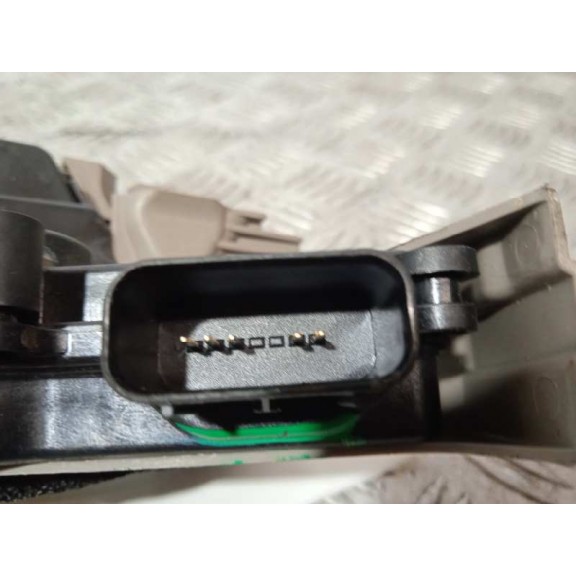 Recambio de cerradura puerta delantera derecha para kia ceed drive referencia OEM IAM 81320J7000  5 PINS