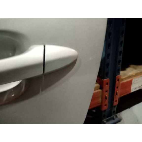 Recambio de puerta trasera izquierda para lexus is200 (ds2/is2) 2.2 d-cat referencia OEM IAM   