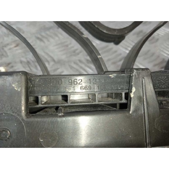 Recambio de refuerzo paragolpes trasero para volkswagen arteon (3h8) referencia OEM IAM 3G8807863 PLASTICO INTERIOR 