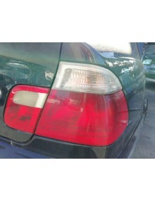 Recambio de piloto trasero derecho para bmw serie 3 berlina (e46) 318i referencia OEM IAM 8383822 UNA GRIETA 