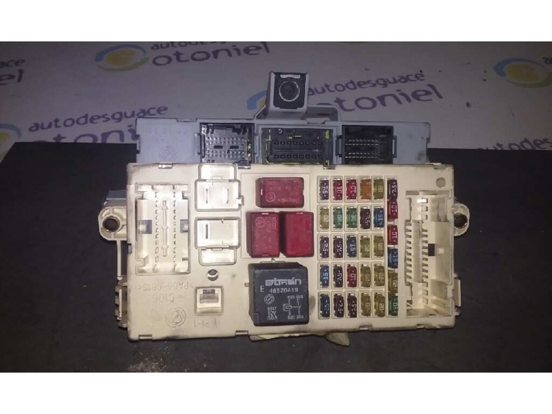 Recambio de caja reles / fusibles para fiat stilo (192) 1.9 jtd cat referencia OEM IAM 501209510040  