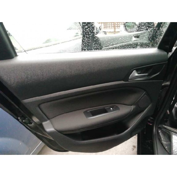 Recambio de guarnecido puerta trasera izquierda para peugeot 308 sw allure referencia OEM IAM   