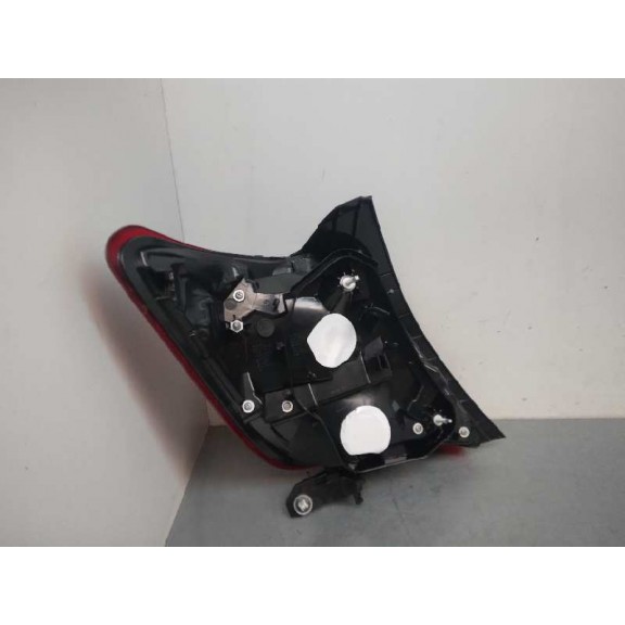 Recambio de piloto trasero derecho para toyota yaris referencia OEM IAM 815510D600 NUEVO 14-16 5 PUERTAS