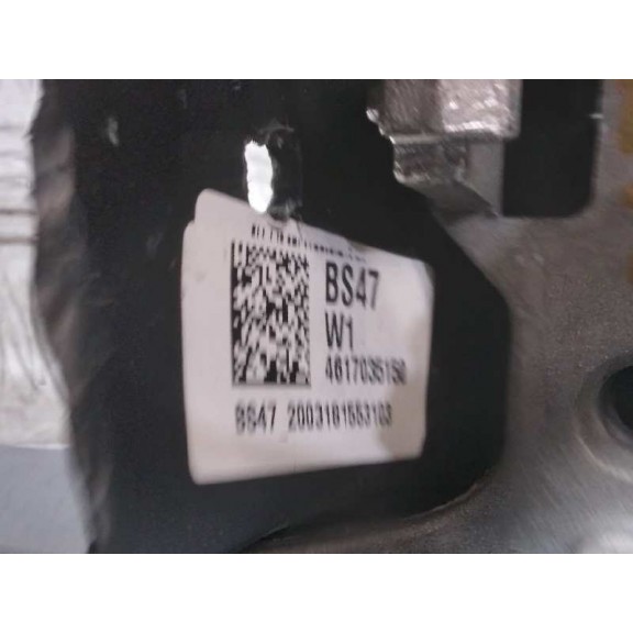 Recambio de volante para ssangyong tivoli referencia OEM IAM 4617035150 SIN AIRBAG 