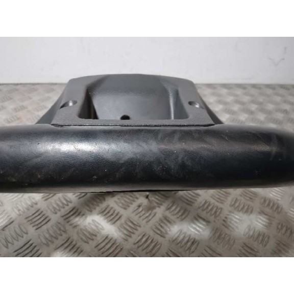 Recambio de volante para ssangyong tivoli referencia OEM IAM 4617035150 SIN AIRBAG 