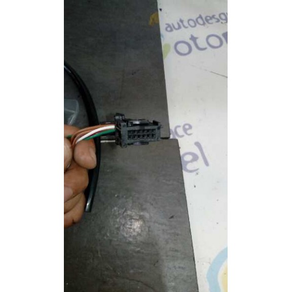 Recambio de retrovisor izquierdo para peugeot 407 referencia OEM IAM  5 PINES NUEVO