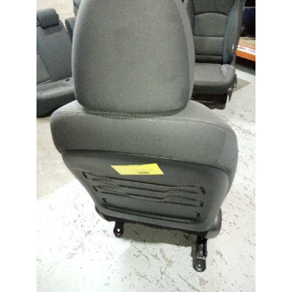 Recambio de asiento delantero derecho para ssangyong tivoli referencia OEM IAM   
