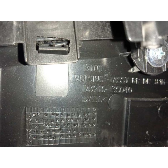 Recambio de guarnecido puerta trasera izquierda para ssangyong tivoli referencia OEM IAM 7321035040  