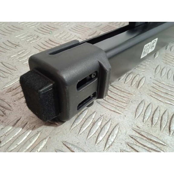 Recambio de bandeja trasera para ssangyong tivoli referencia OEM IAM  EXTENSIBLE 