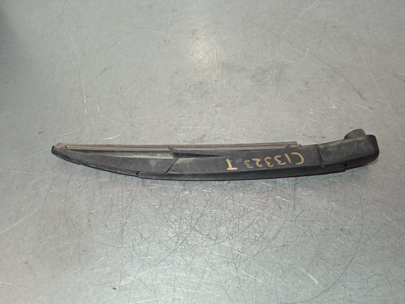 Recambio de brazo limpia trasero para lancia delta (181) argento referencia OEM IAM SR  