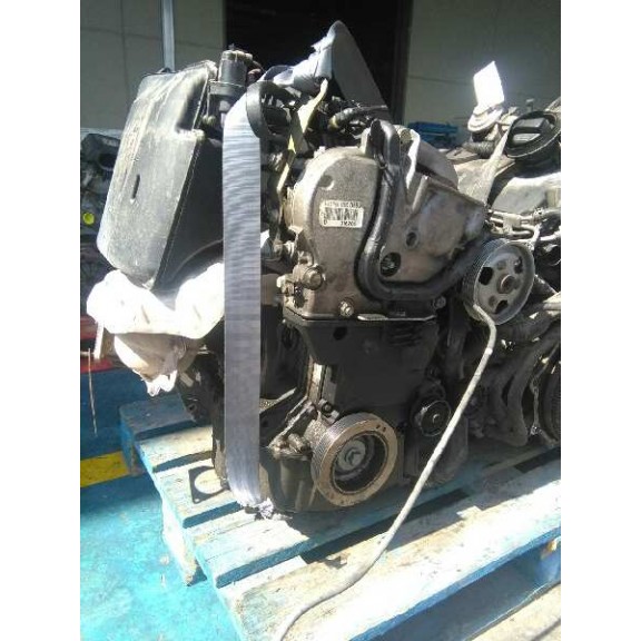 Recambio de motor completo para renault megane i fase 2 berlina (ba0) 1.4 16v rt referencia OEM IAM K4J750 <M> 