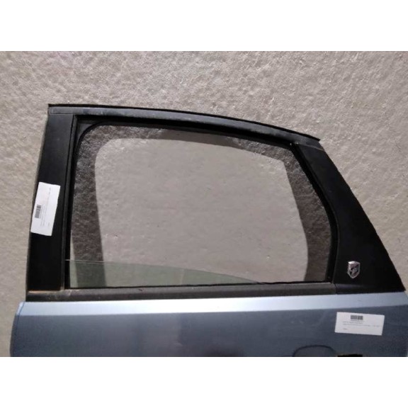 Recambio de puerta trasera izquierda para ford focus berlina (cap) 1.6 tdci cat referencia OEM IAM   