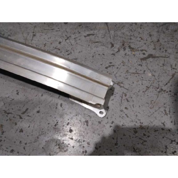 Recambio de refuerzo paragolpes delantero para ford focus st-line referencia OEM IAM   