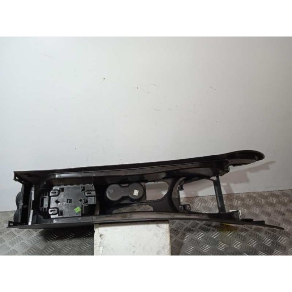 Recambio de apoyabrazos central para peugeot 308 sport referencia OEM IAM 9660529477  