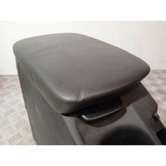 Recambio de apoyabrazos central para peugeot 308 sport referencia OEM IAM 9660529477  