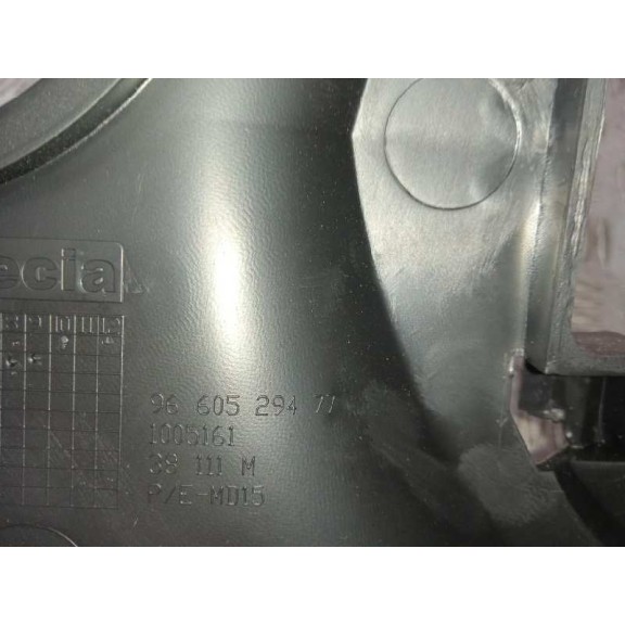 Recambio de apoyabrazos central para peugeot 308 sport referencia OEM IAM 9660529477  