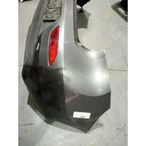 Recambio de paragolpes trasero para volvo v40 kinetic referencia OEM IAM   