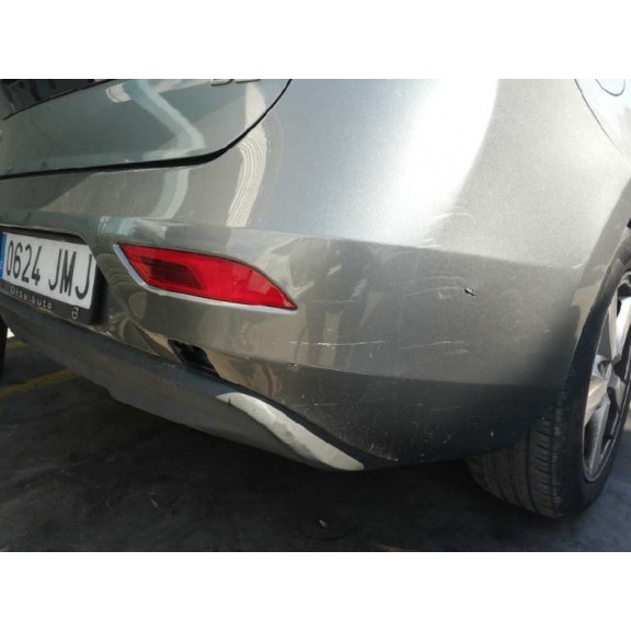 Recambio de paragolpes trasero para volvo v40 kinetic referencia OEM IAM   