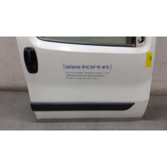 Recambio de puerta delantera derecha para fiat fiorino básico referencia OEM IAM   