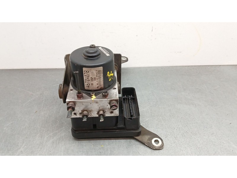 Recambio de abs para mitsubishi grandis (na_w) 2.0 di-d (na8w) referencia OEM IAM 4670a078 06210209254 