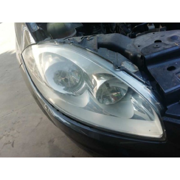 Recambio de faro derecho para fiat linea (110) dynamic referencia OEM IAM 51776317  
