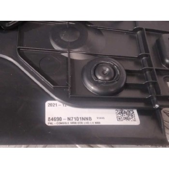 Recambio de apoyabrazos central para hyundai tucson 1.6 hybrid 4x4 referencia OEM IAM 84690N7101NNB  