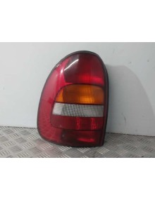 Recambio de piloto trasero izquierdo para chrysler voyager (gs) 2.5 td referencia OEM IAM 393811 ROZADO 