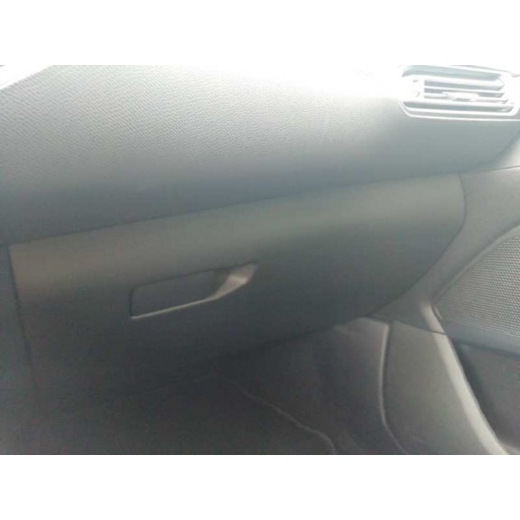 Recambio de guantera para peugeot 308 access referencia OEM IAM 9677995177  