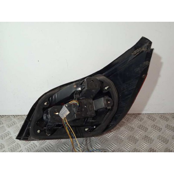 Recambio de piloto trasero izquierdo para bmw serie 5 berlina (e60) 520d referencia OEM IAM 7165737  