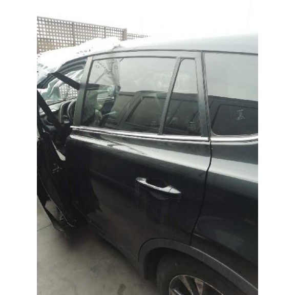 Recambio de puerta trasera izquierda para toyota rav 4 active referencia OEM IAM  NEGRA 