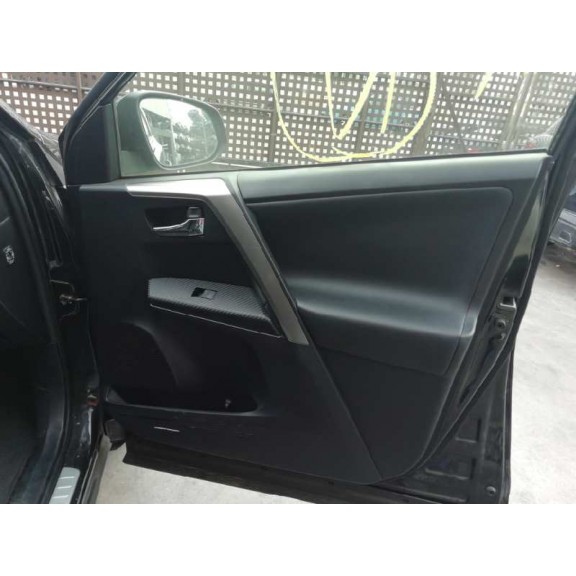 Recambio de guarnecido puerta delantera derecha para toyota rav 4 active referencia OEM IAM 67611X1B21  