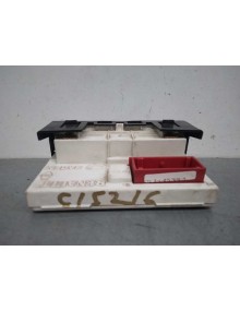 Recambio de display para renault megane ii classic berlina 1.9 dci diesel referencia OEM IAM 8200107839   2