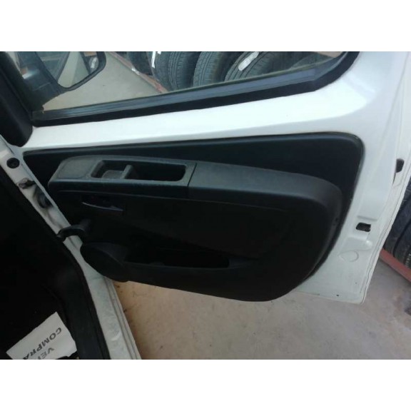 Recambio de guarnecido puerta delantera derecha para fiat fiorino 1.3 16v jtd cat referencia OEM IAM   