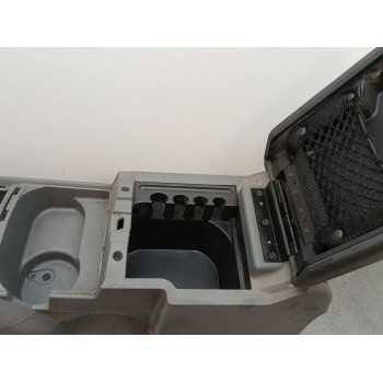 Recambio de apoyabrazos central para chrysler jeep gr.cherokee (wh) 3.0 crd limited referencia OEM IAM vt5901rev  