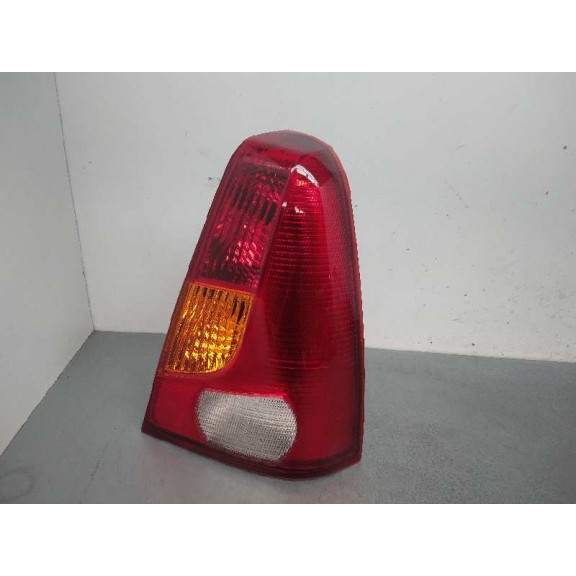 Recambio de piloto trasero derecho para dacia logan referencia OEM IAM 8200211019 NUEVO 4 PUERTAS 04-08