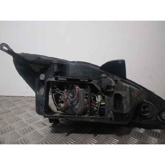 Recambio de faro izquierdo para ford focus berlina (cak) ambiente referencia OEM IAM  FALTA TAPA 