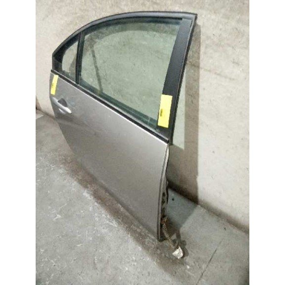 Recambio de puerta trasera derecha para nissan primera berlina (p12) acenta referencia OEM IAM   