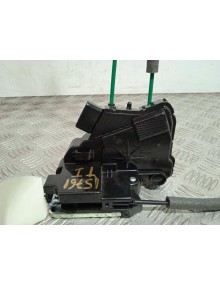 Recambio de cerradura puerta trasera izquierda para ssangyong tivoli referencia OEM IAM 7131035001  4 PINS 2