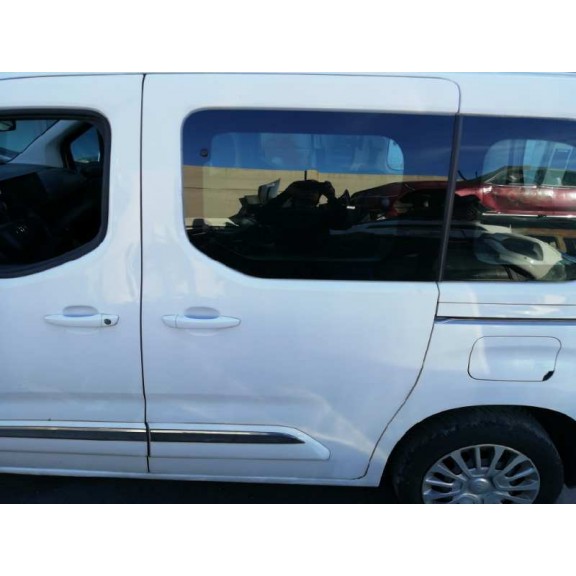 Recambio de puerta lateral corredera izquierda para toyota proace verso referencia OEM IAM  ACRISTALADA 