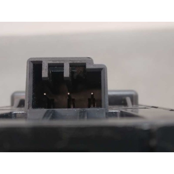 Recambio de mando elevalunas delantero izquierdo para jaguar xe portfolio awd referencia OEM IAM SPA028JT00F  