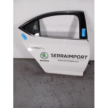Recambio de puerta trasera derecha para skoda superb (3v3) 2.0 tdi referencia OEM IAM   