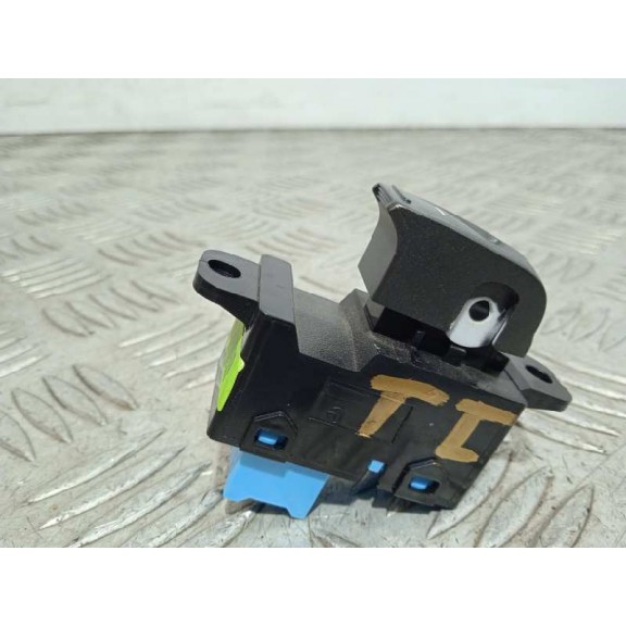 Recambio de mando elevalunas trasero izquierdo para ssangyong tivoli referencia OEM IAM 8585035100  