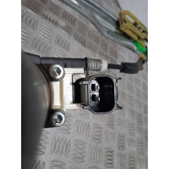 Recambio de elevalunas delantero derecho para ford transit courier combi trend referencia OEM IAM ET76A23200CD  2 PINS