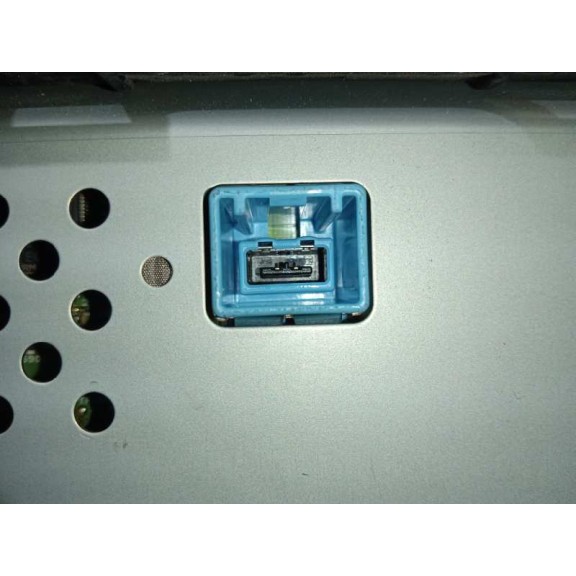 Recambio de display para lexus ct 200h referencia OEM IAM 8611176081 PANTALLA MULTIFUNCION SIN NAVEGADOR