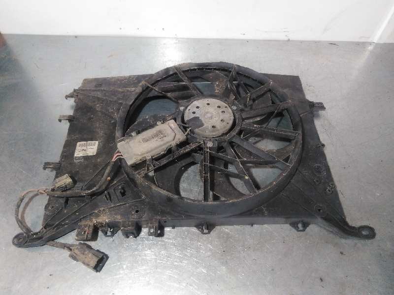 Recambio de electroventilador para lexus is200 (ds2/is2) 250 v6 referencia OEM IAM 0130303909 1137328081 