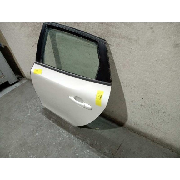 Recambio de puerta trasera izquierda para volvo v40 inscription referencia OEM IAM 31662586 SIN ACCESORIOS 