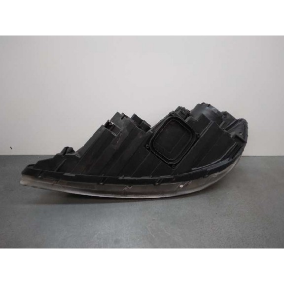 Recambio de faro derecho para kia sorento 2.2 crdi cat referencia OEM IAM 921022P030  