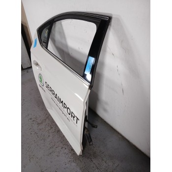 Recambio de puerta trasera derecha para skoda superb (3v3) 2.0 tdi referencia OEM IAM   