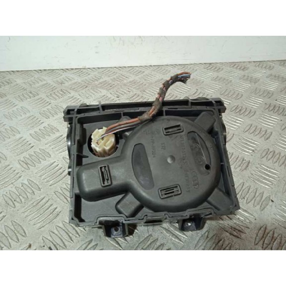 Recambio de plasticos para audi a6 berlina (4f2) 2.0 tdi referencia OEM IAM 4F1862533C POSAVASOS 