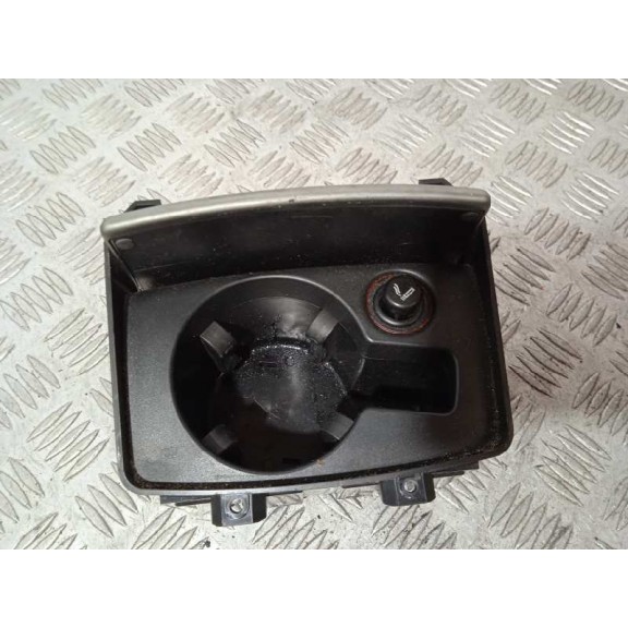 Recambio de plasticos para audi a6 berlina (4f2) 2.0 tdi referencia OEM IAM 4F1862533C POSAVASOS 